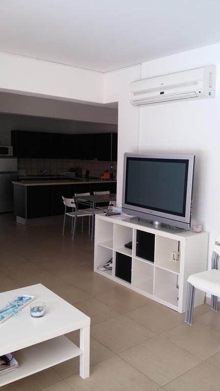 Palms Resort Apartments Alethriko Zimmer foto