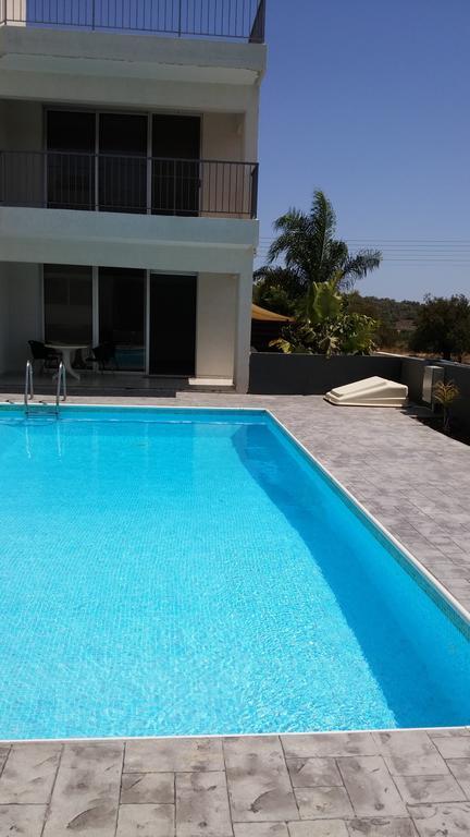 Palms Resort Apartments Alethriko Zimmer foto